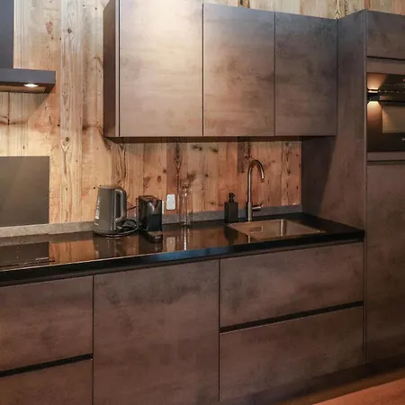 Mit Balkon Apartman *