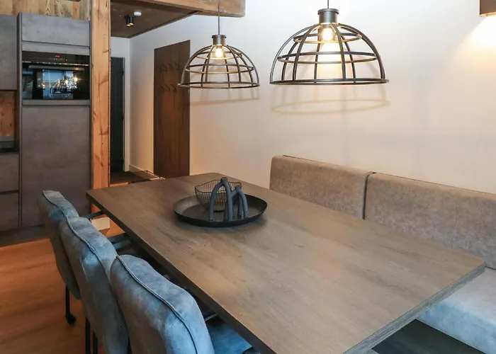 Mit Balkon Apartman *