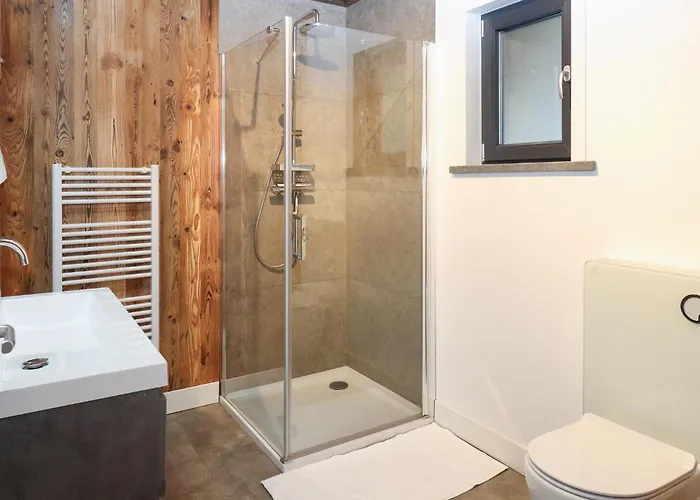 Mit Balkon Appartamento